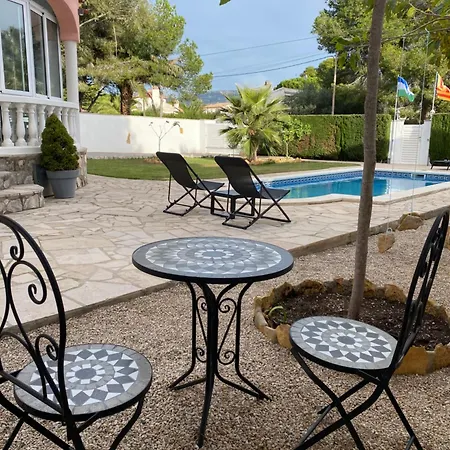 El Barco Bed & Breakfast
